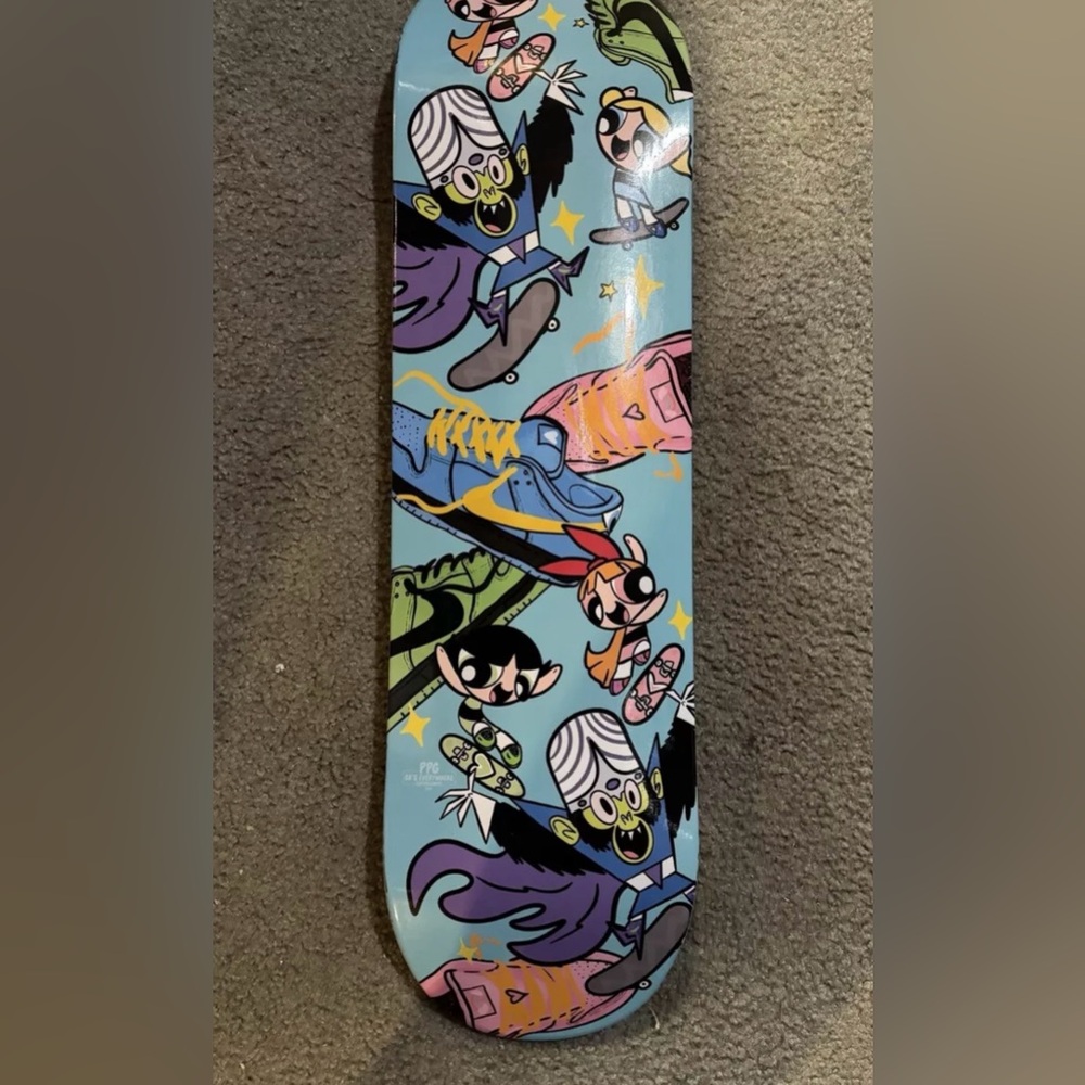 Nike SB or Nothing powerpuff girls Limited Edition Skateboard Dunk collectible